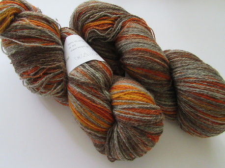 Main 82 grey orange