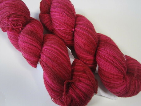 Main 82 red 2