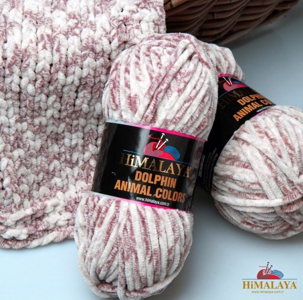 HIMALAYA DOLPHIN ANIMAL COLORS