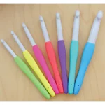 Clover Amour crochet hooks ergonomic crochet hooks with soft grip