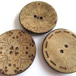 COCONUT BUTTON 37MM 3782
