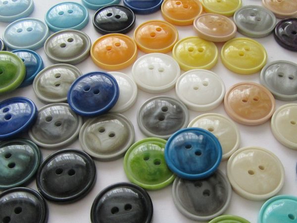BUTTON 20MM 3677