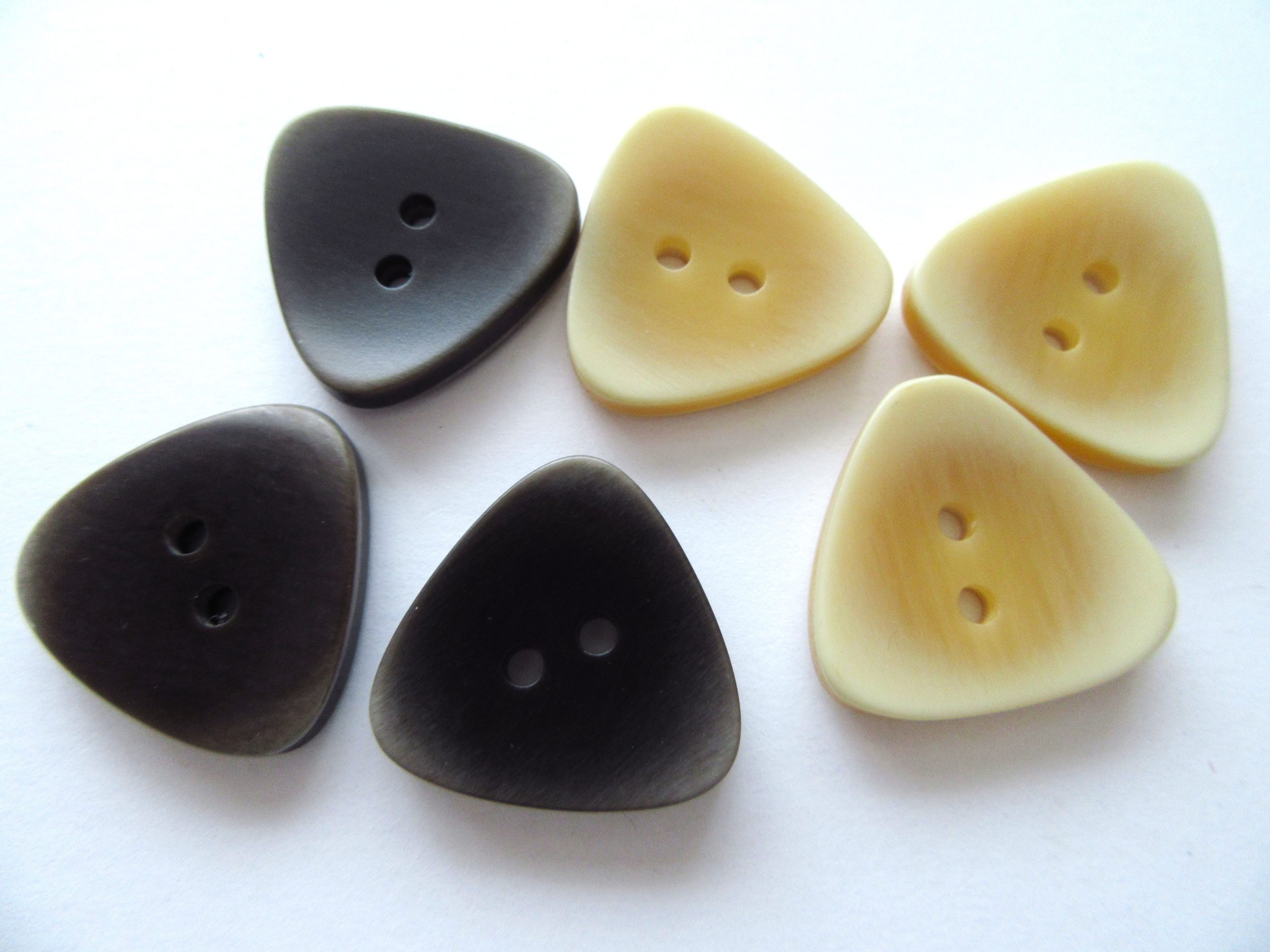 poga 434 tit BUTTON 433 - Image 1