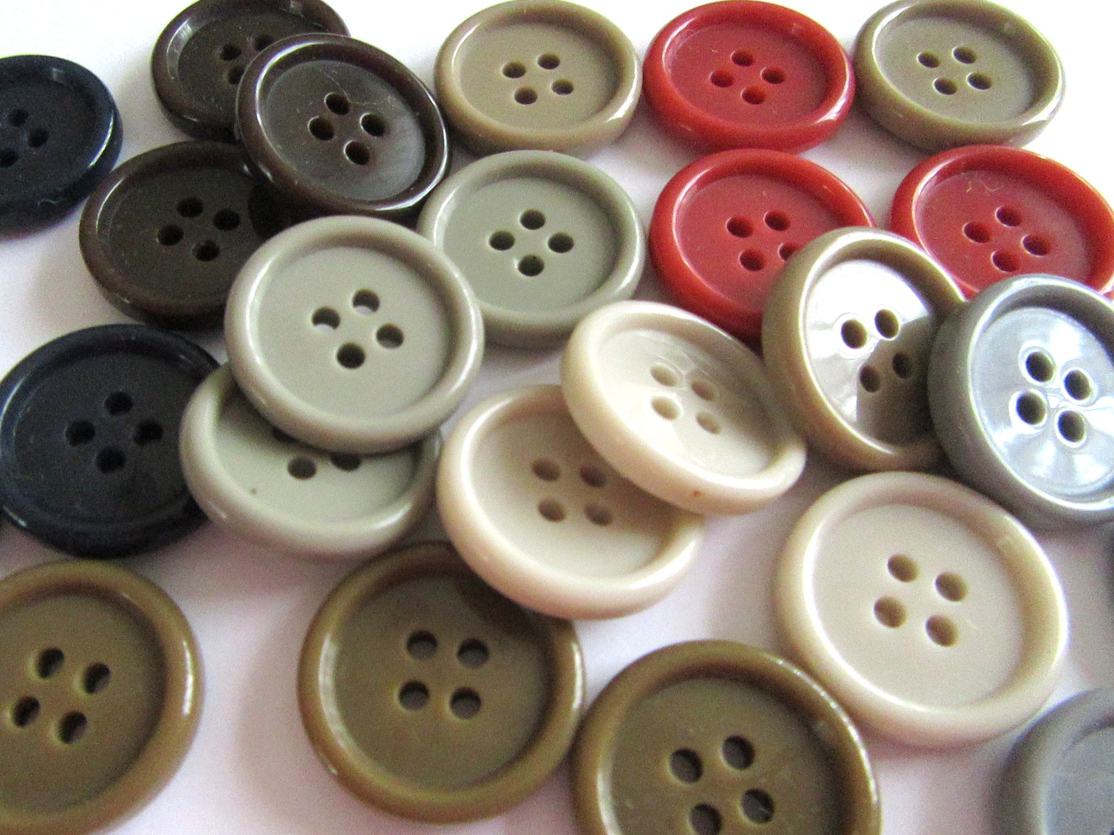 tit lielas BUTTON 3825 - Image 1