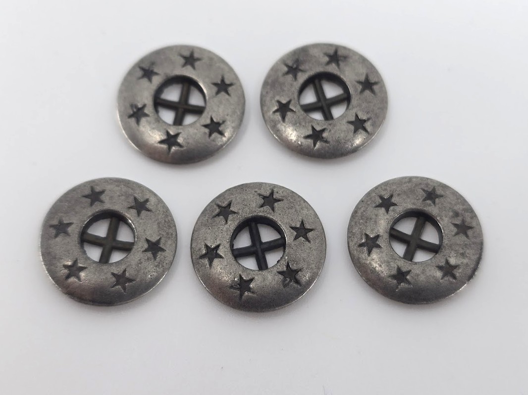 457 1 METAL BUTTON 18MM 457 - Image 1