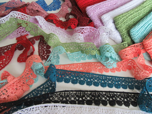 GUIPURE LACE TRIM 3CM 0701